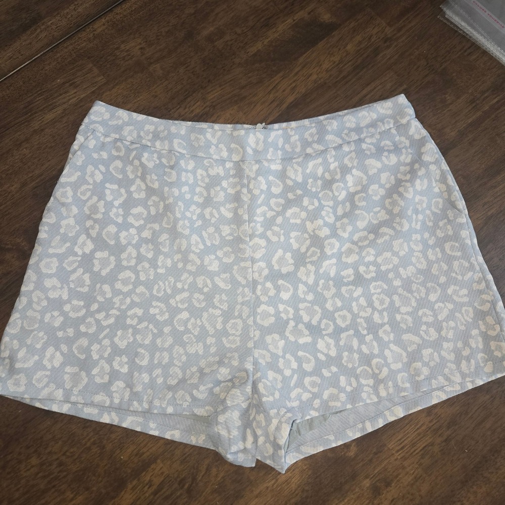 Altar'd‎ State Light Blue White Leopard Print High Waisted Shorts Womens Large